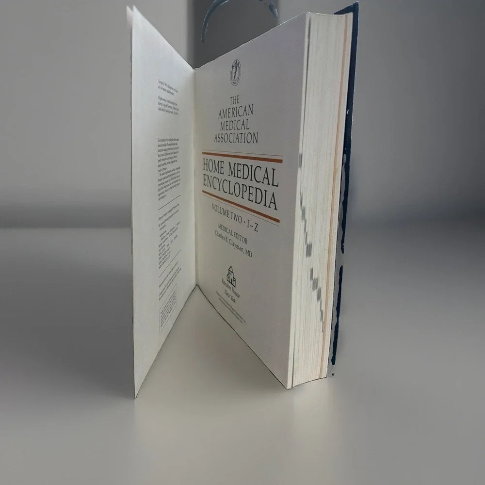 AMA Home Medical Encyclopedia 2-Volume Hardcover Set 1989 Random House Clayman